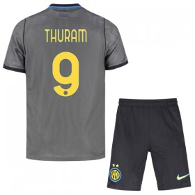Levné Inter Milán Thuram 9 Dětské Alternativní Fotbalové dresy 2026-27 Krátký Rukáv