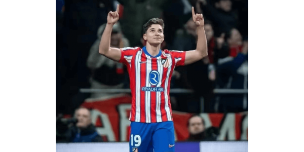 Liverpool nabízí Alvarezovi 150 milionů eur, jakou volbu udělá?